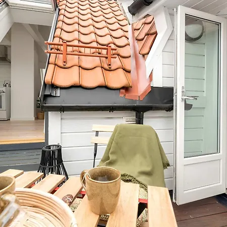 アパート Sunny Balcony & Bathtub In ベルゲン